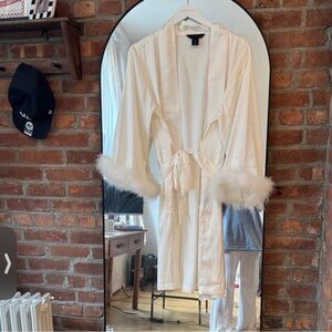 Silky White Marabou-Trim Robe